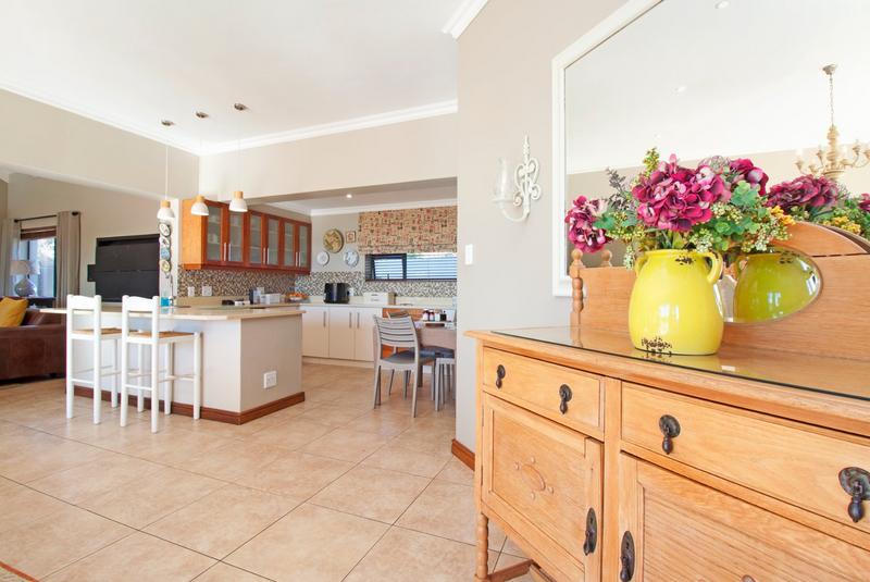 4 Bedroom Property for Sale in Stonehaven Estate Western Cape